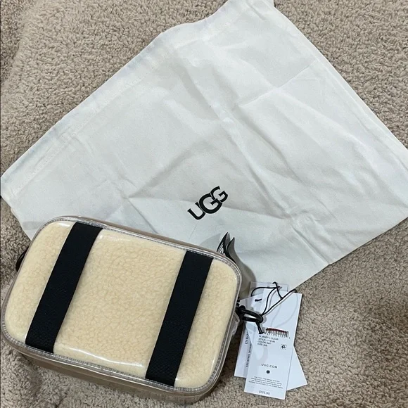 UGG NWT Cream Shearling Crossbody Bag with Black Strap and Ugg Storage Bag - Picture 3 of 8